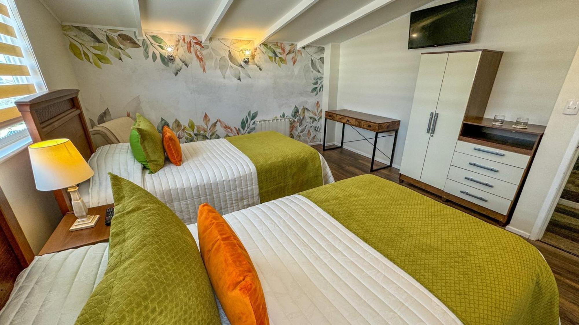 Hotel Puerta Del Lago Пуерто-Варас Екстер'єр фото