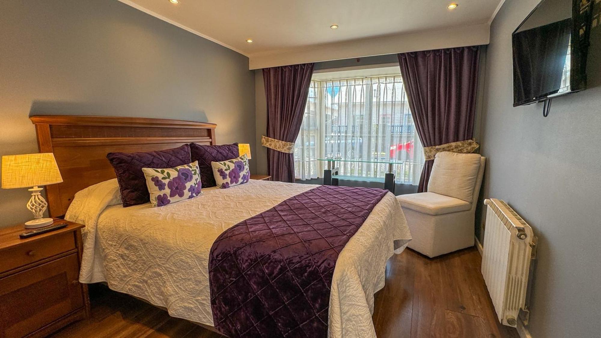 Hotel Puerta Del Lago Пуерто-Варас Екстер'єр фото