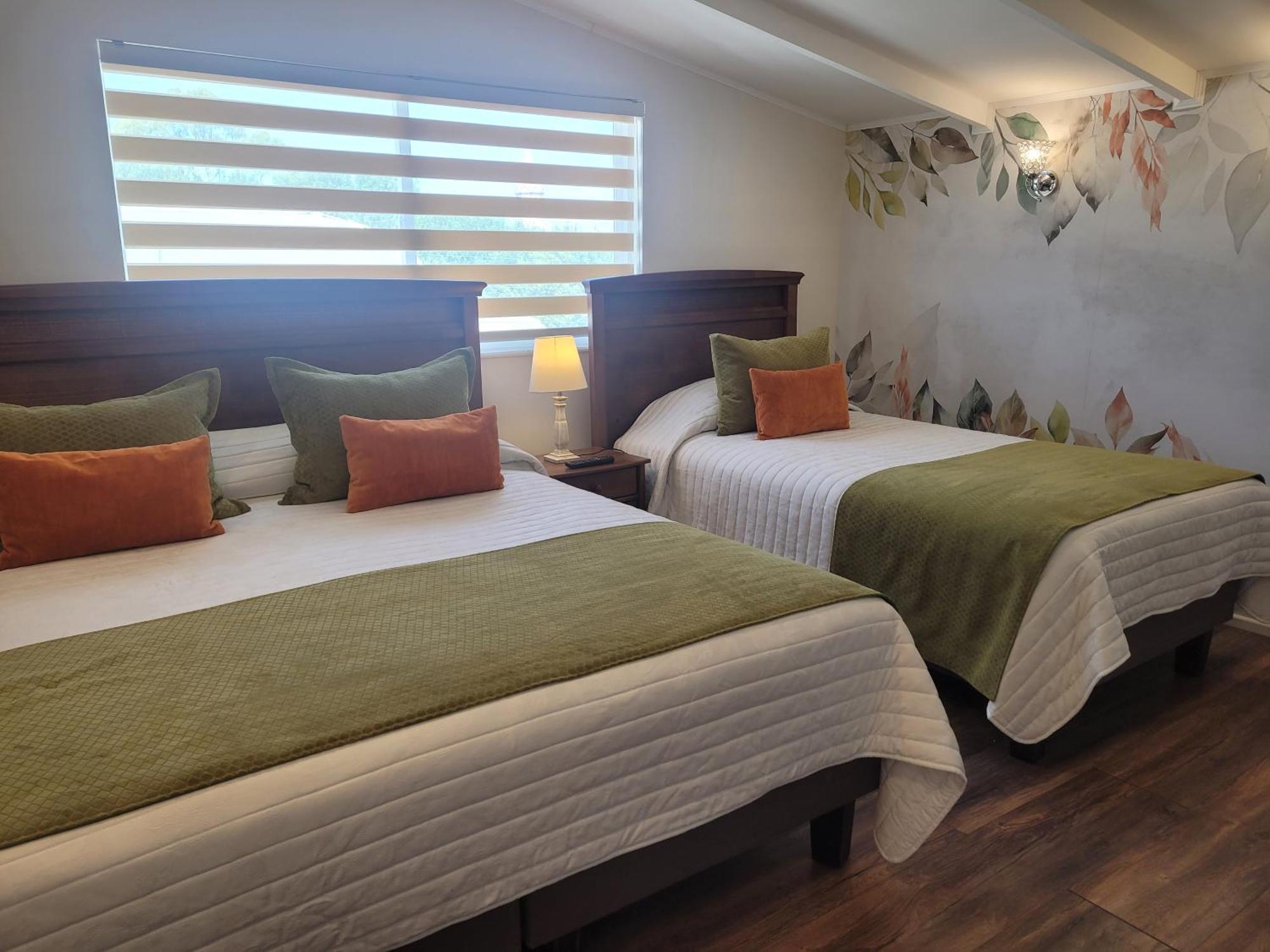 Hotel Puerta Del Lago Пуерто-Варас Екстер'єр фото